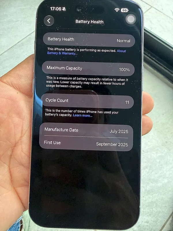 iPhone 17 Air 256 GB azul batería 100% un solo dueño — foto 2